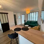 Au Coeur De Apartman Laval