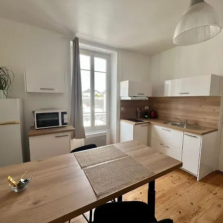 Au Coeur De Apartment