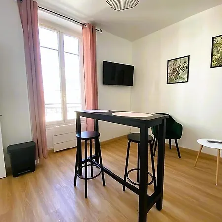 Au Coeur De Apartment