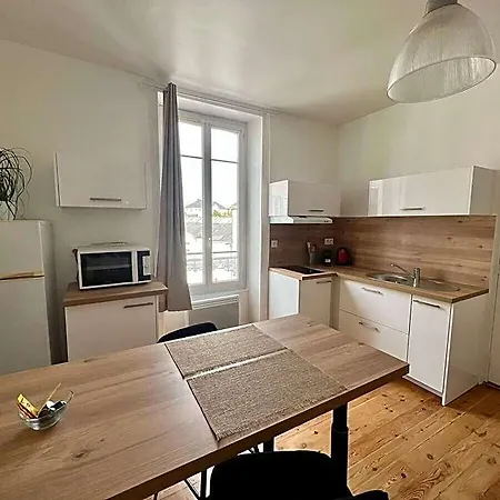 Au Coeur De Apartamento Laval (Mayenne)